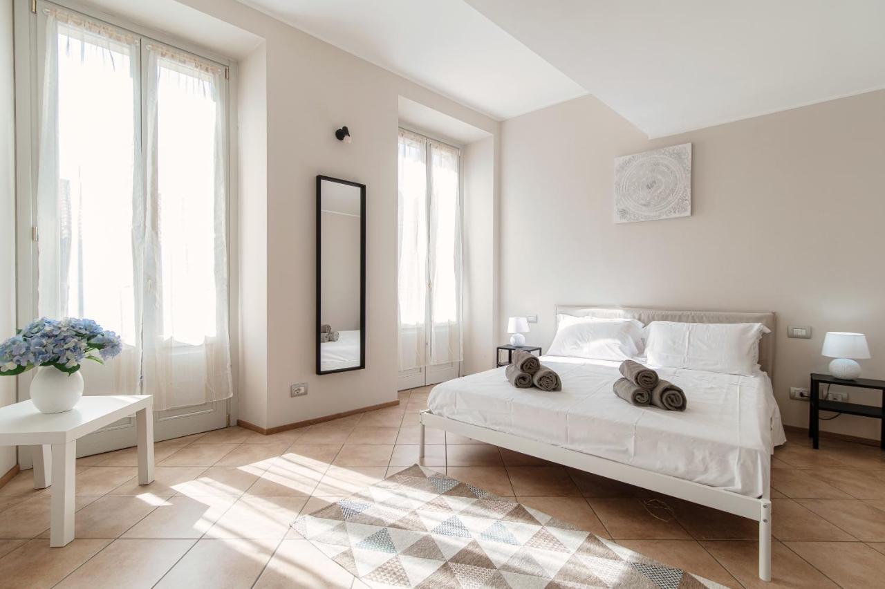 Apartamento Sky Attic 72 - The House Of Travelers Como Exterior foto