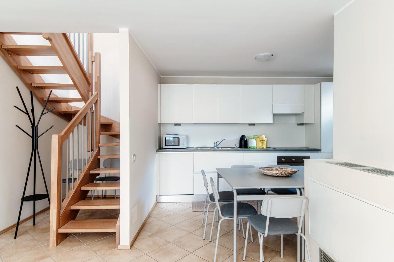 Apartamento Sky Attic 72 - The House Of Travelers Como Exterior foto