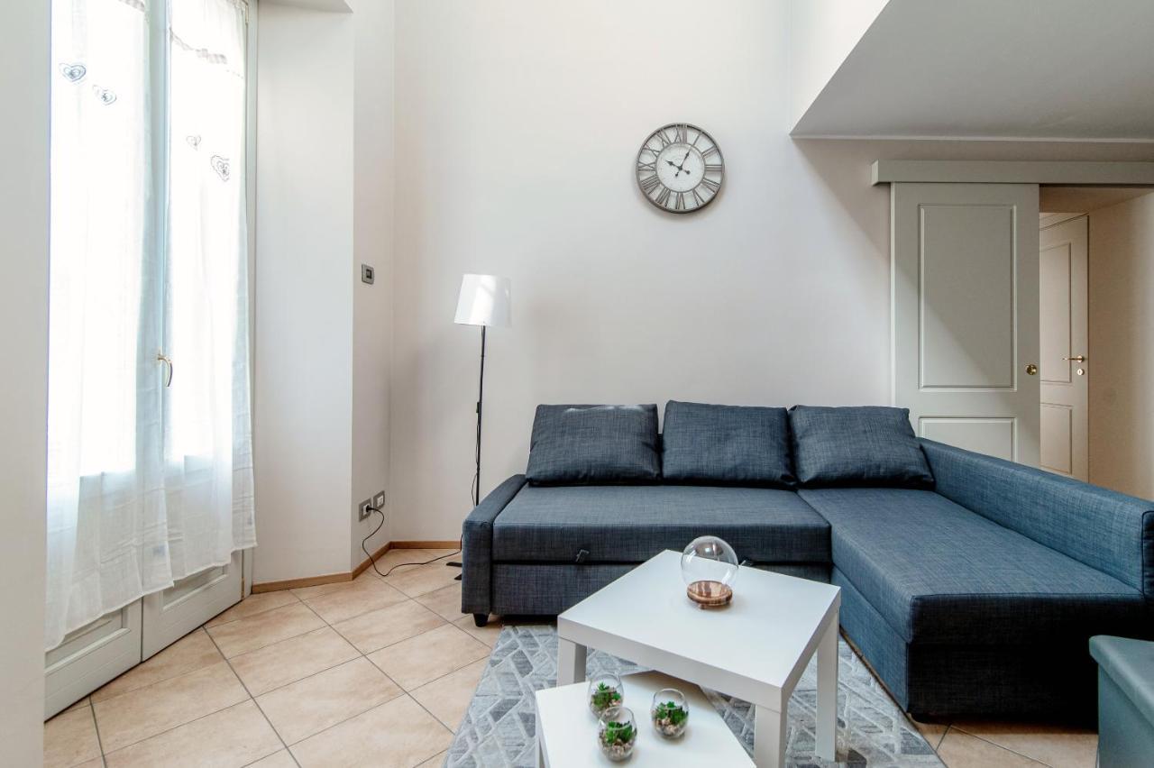 Apartamento Sky Attic 72 - The House Of Travelers Como Exterior foto