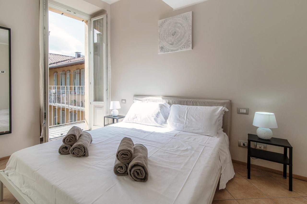 Apartamento Sky Attic 72 - The House Of Travelers Como Exterior foto