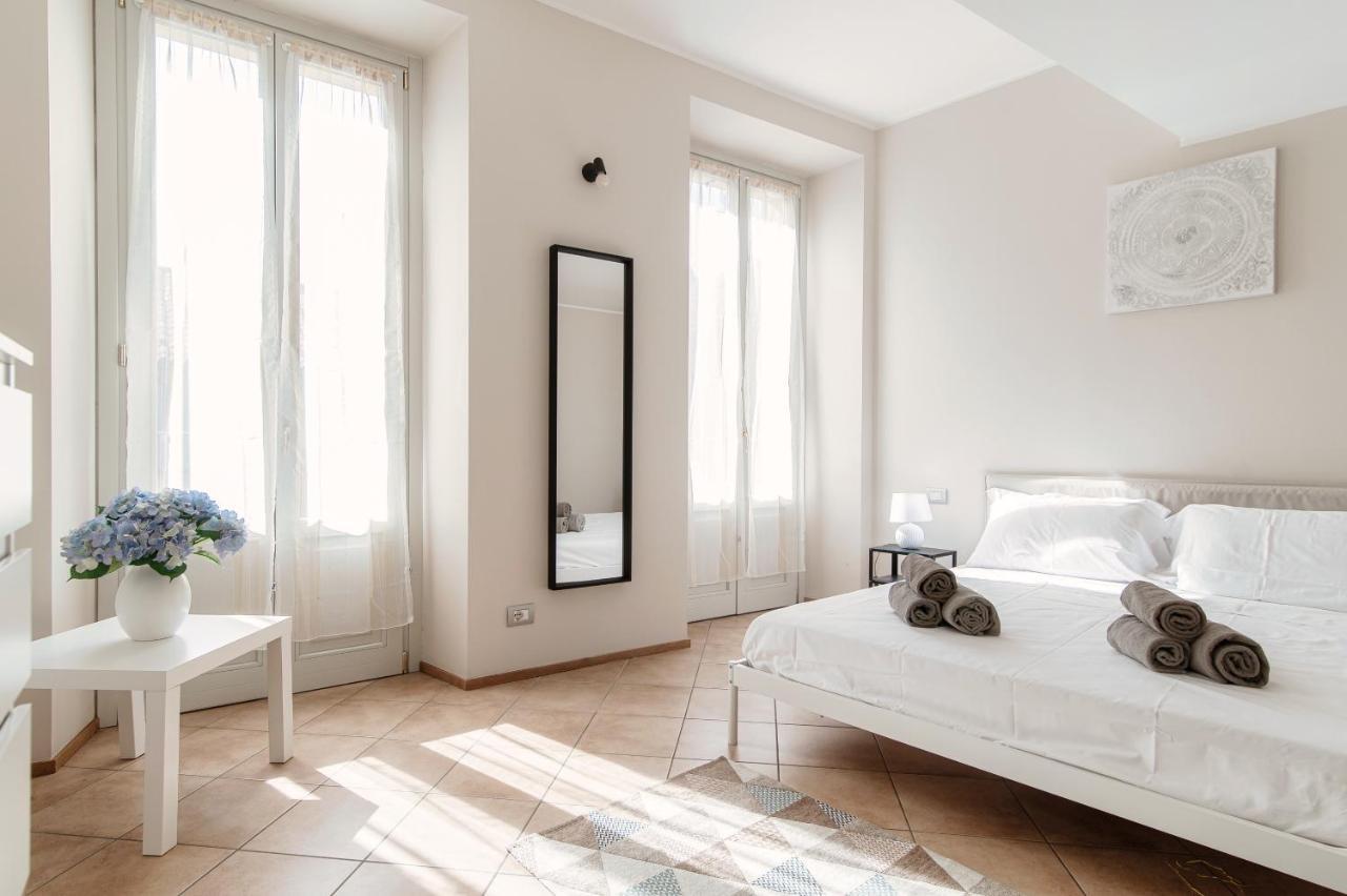 Apartamento Sky Attic 72 - The House Of Travelers Como Exterior foto